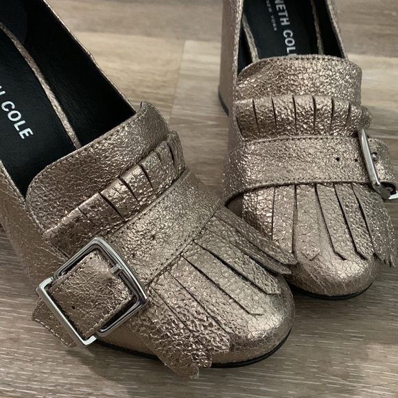 Kenneth Cole-Cambrie Metallic Loafer Heel EUC - Picture 4 of 7